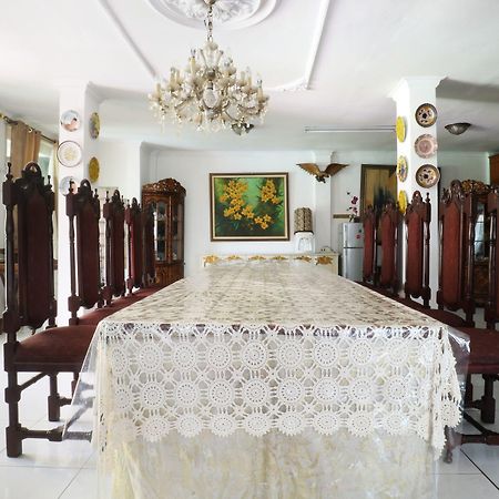 Villa Sri Manganti Jakarta Buitenkant foto