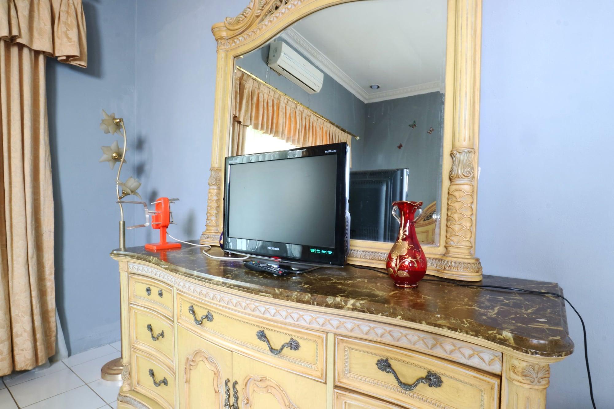Villa Sri Manganti Jakarta Buitenkant foto