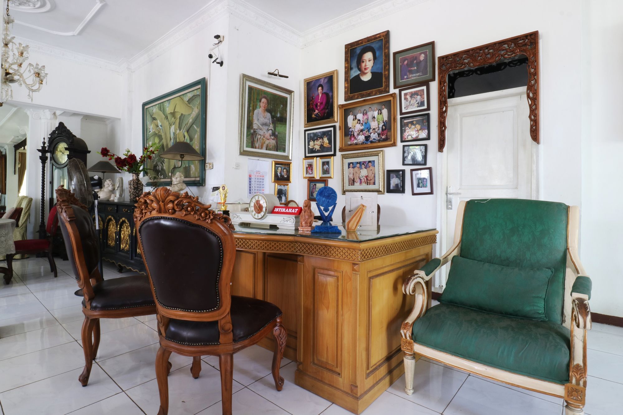 Villa Sri Manganti Jakarta Buitenkant foto