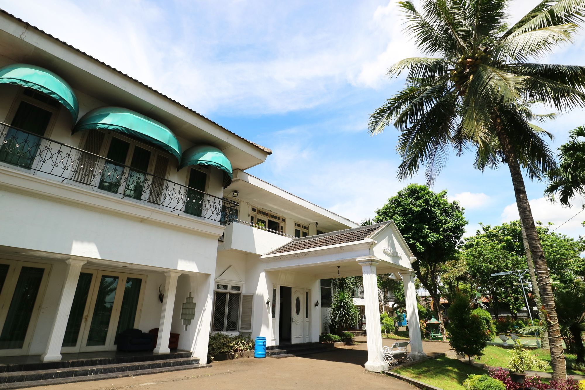 Villa Sri Manganti Jakarta Buitenkant foto