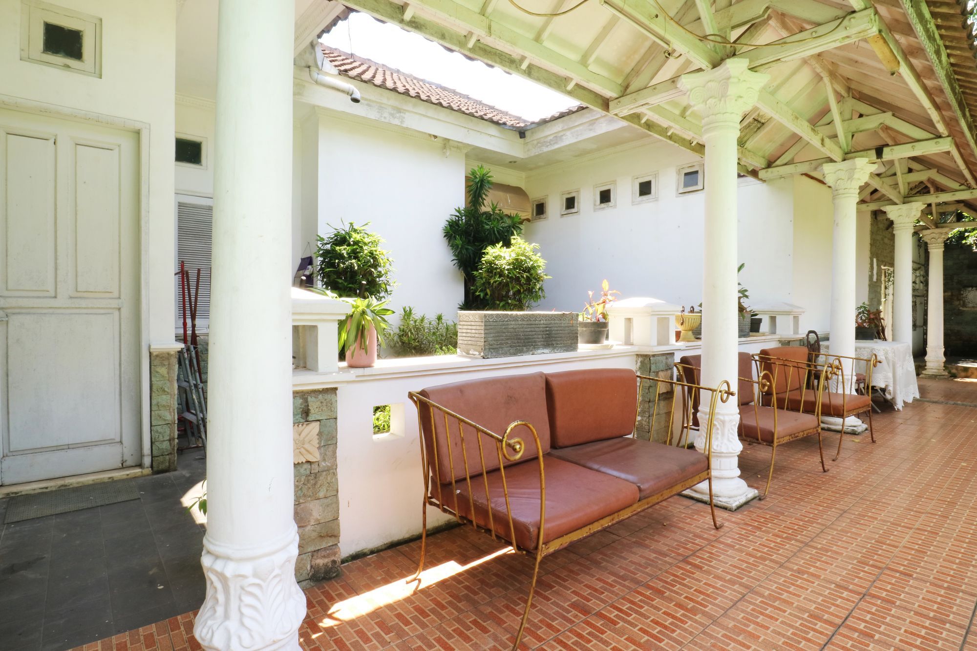 Villa Sri Manganti Jakarta Buitenkant foto