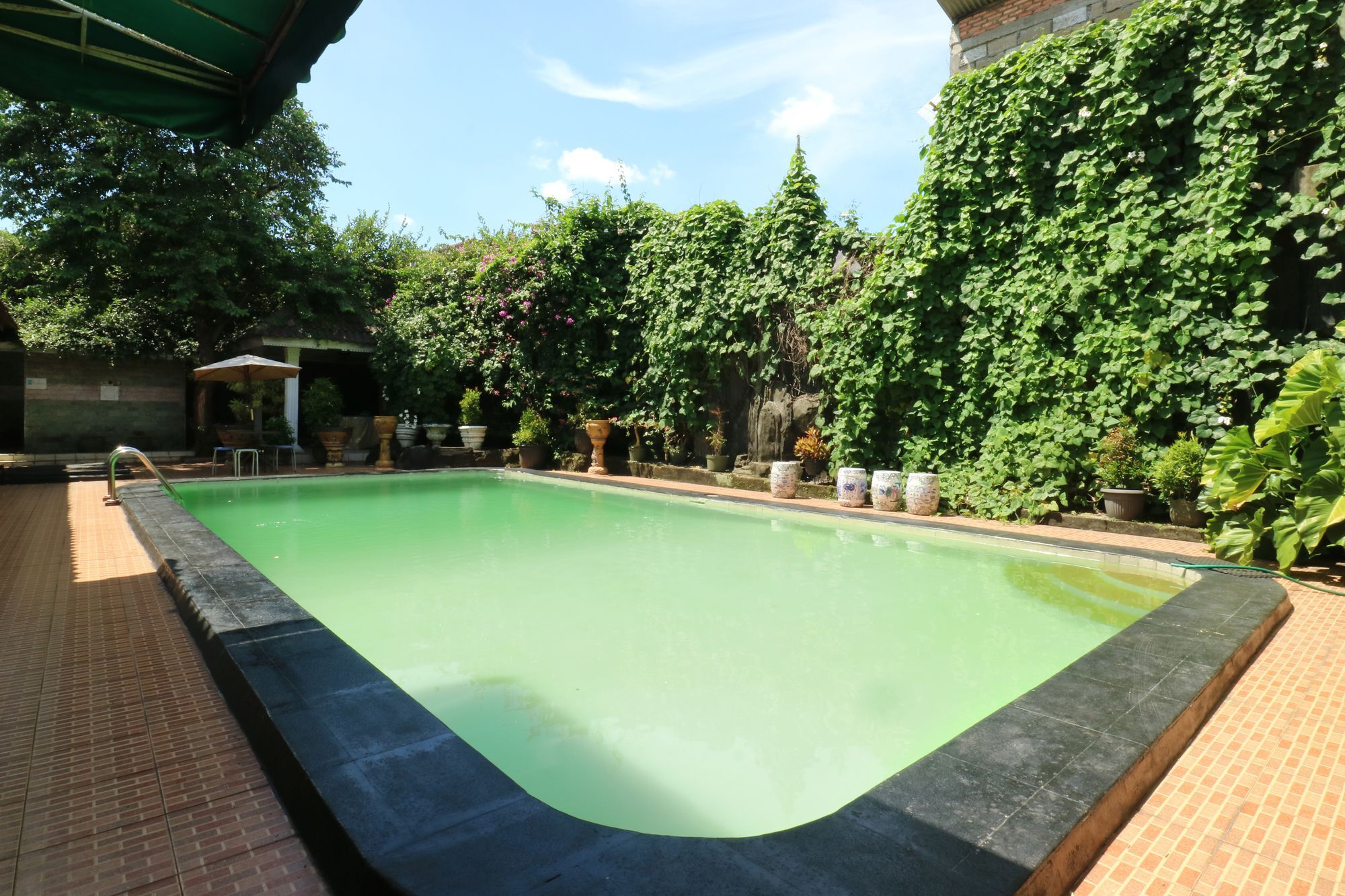 Villa Sri Manganti Jakarta Buitenkant foto